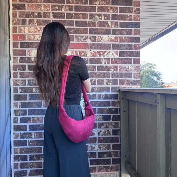 Handmade Vegan Suede Croissant/Crescent/Dumpling/Banana Bags Handbag Crossbody - Picture 9 of 15